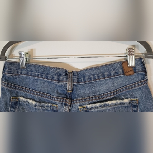 Abercrombie & Fitch Denim Blue Jeans Shorts Cut Off's Size 2 Mid-rise Di… - Picture 9 of 12